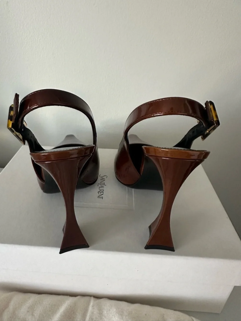 SAINT LAURENT Wood Brown Dune Slingback Pump 39 - Picture 6 of 8